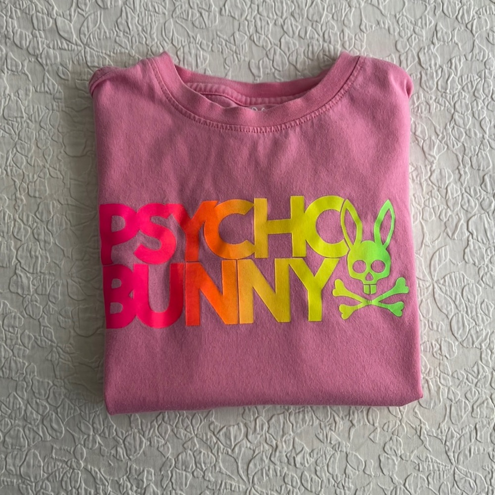 Soft, cool Psycho Bunny t-shirt